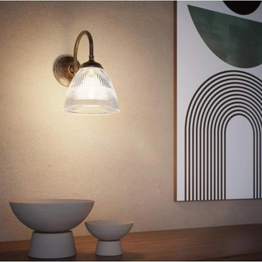 klasicka anticka mosadzna elegantna sklena nastenna lampa bronzova farba spalna nastenne svietidlo Balaton lampa kuchyna stredomorske lampy tradicna rustikalna mosadzna lampa lameridiana lamparen budapest.jpg